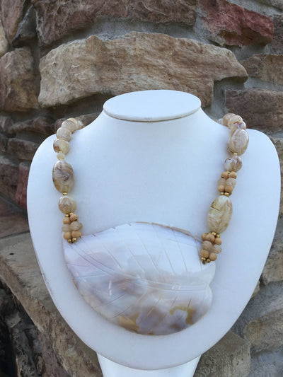 80s Sea Shell Statement Necklace: Hand-Strung Beach Jewelry