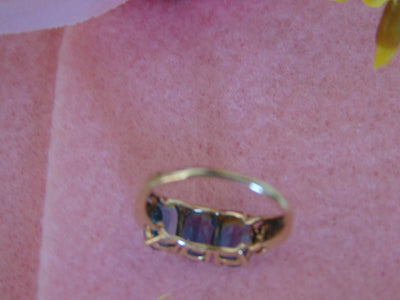10KT Yellow Gold Blue Topaz Ring: December Birthstone, Size 5.5