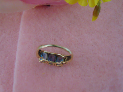 10KT Yellow Gold Blue Topaz Ring: December Birthstone, Size 5.5