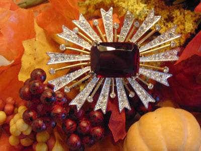 Vintage KJL Starburst Brooch: Red Emerald, Gold-Tone Christmas Jewelry
