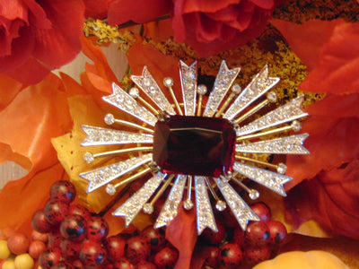 Vintage KJL Starburst Brooch: Red Emerald, Gold-Tone Christmas Jewelry