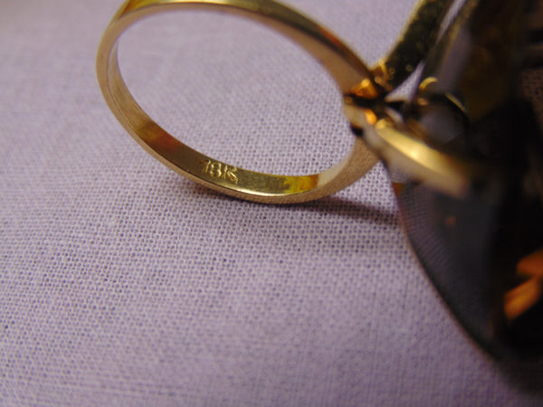 Vintage 18Kt YG Smokey Topaz Ring: 30 Carat Solitaire