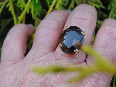 14K Yellow Gold Smokey Topaz Ring - Size 6 3/4