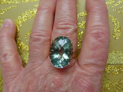 14Kt Yellow Gold Prasiolite Ring: Green Amethyst Solitaire, Size 7.5