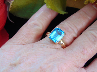 Blue Topaz Ring For Birthdays-Engagements-Weddings-Christmas Gifts-Promise Rings-Operas-Theater-Musicals-Western Dances-Gallery Shows-Church