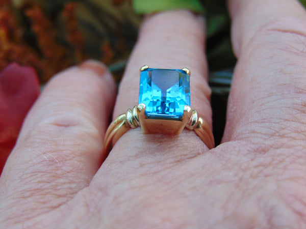 Blue Topaz Ring For Birthdays-Engagements-Weddings-Christmas Gifts-Promise Rings-Operas-Theater-Musicals-Western Dances-Gallery Shows-Church