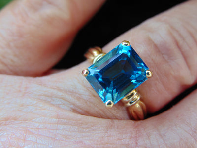 Blue Topaz Ring For Birthdays-Engagements-Weddings-Christmas Gifts-Promise Rings-Operas-Theater-Musicals-Western Dances-Gallery Shows-Church