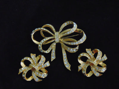 KJL Rhinestone Bow Brooch and Clip Earring Set - 1980s