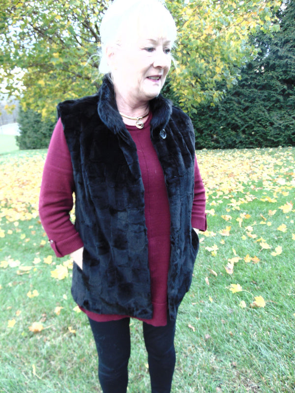 Reversible Black Mink Fur Vest - Ladies Luxury Outerwear