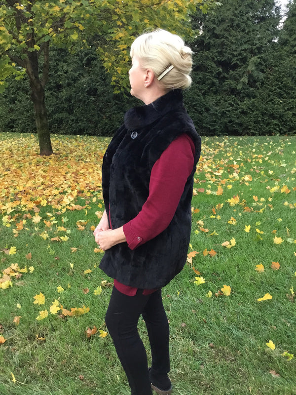 Reversible Black Mink Fur Vest - Ladies Luxury Outerwear