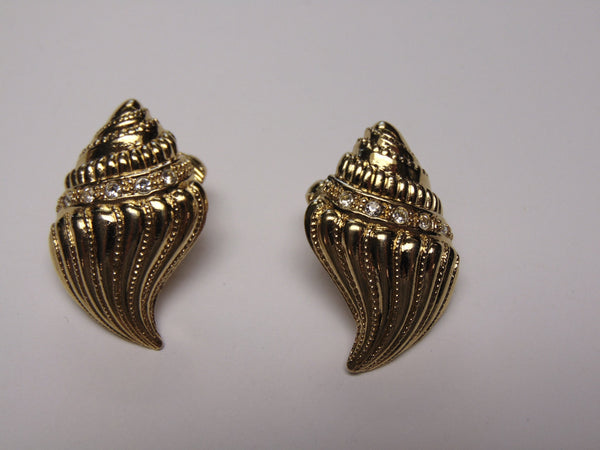 KJL Kenneth Jay Lane Undersea Shell Clip Earrings