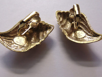 KJL Kenneth Jay Lane Undersea Shell Clip Earrings