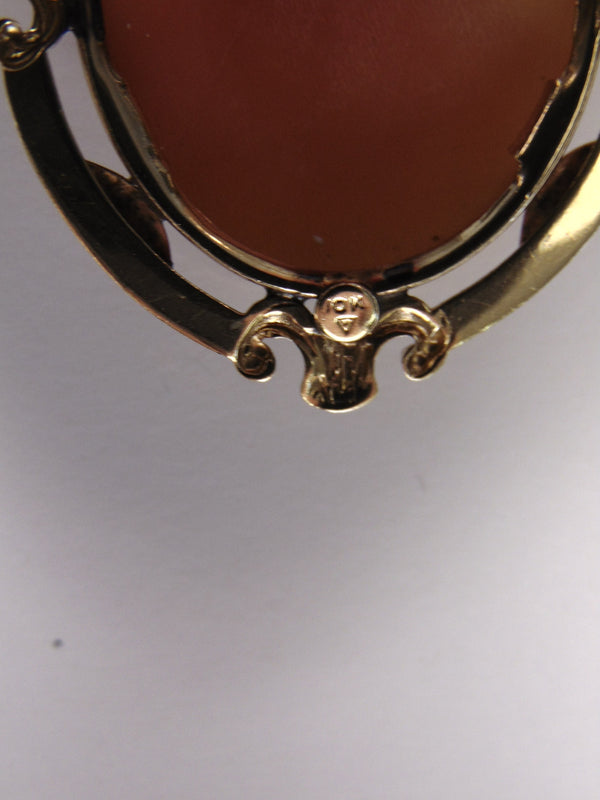10Kt Gold Cameo Brooch to Pendant-Cameos-Gold Cameo-Cameo Gifts-Cameo Pendant-Cameo Necklace-Antique Cameo-Vintage Cameo-Cameo Lovers