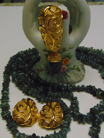Jose Barrera Quartz Necklace Earring Set: Gold Scroll Clip Ons
