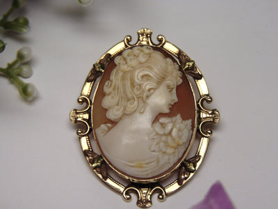 10Kt Gold Cameo Brooch to Pendant-Cameos-Gold Cameo-Cameo Gifts-Cameo Pendant-Cameo Necklace-Antique Cameo-Vintage Cameo-Cameo Lovers