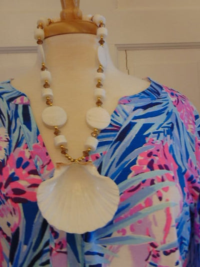 Seashell Necklace For Cruises-Resort Wear-Beach Or Island Vacations-Lilly Pulitzer Fashion-Summer Weddings-Pool Parties-Dinners-Patio Partys