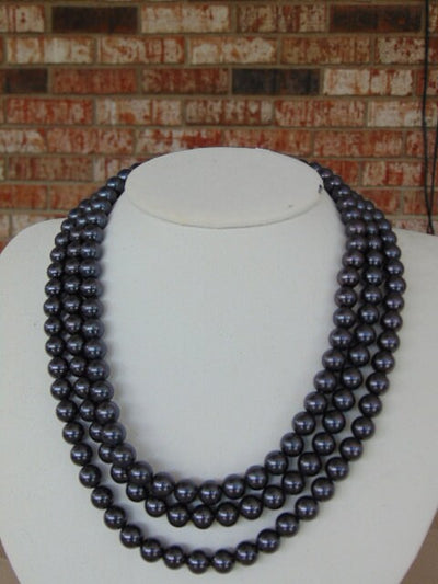 Elizabeth Taylor Midnight Romance Black Pearl Three Strand Necklace