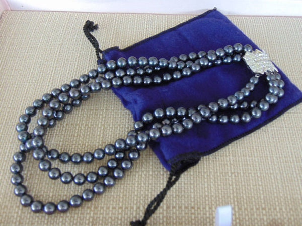 Elizabeth Taylor Midnight Romance Black Pearl Three Strand Necklace
