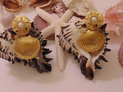Vintage KJL Royal Sea Collection: Necklace and Clip On Earrings Set