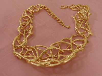 Elizabeth Taylor Avon Gold Vine Necklace with Crystals