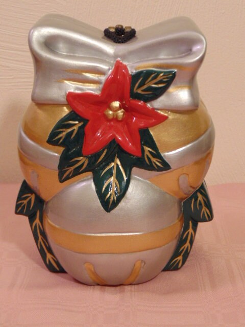 Vintage Timmy Woods Poinsettia Purse: Acacia Wood Christmas Bag