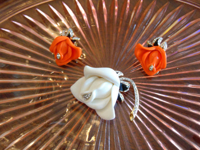 Vintage KJL Flower Brooch and Clip Earring Set: Peach & White Floral Jewelry