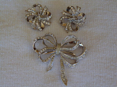 Vintage KJL Rhinestone Bow Brooch and Clip Earring Set