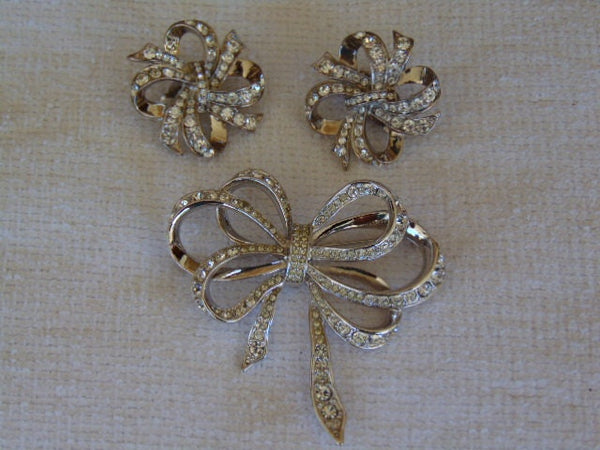 Vintage KJL Rhinestone Bow Brooch and Clip Earring Set