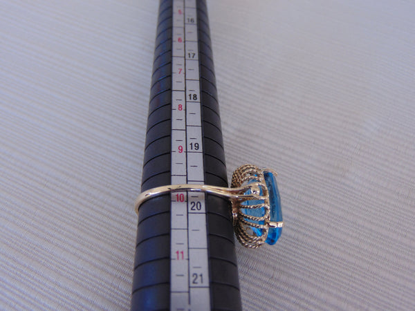 10K Gold Natural Blue Topaz Ring - Size 9.75