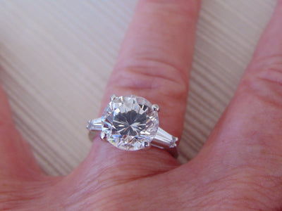 14KT White Gold CZ Ring: Round Solitaire, Size 5 3/4