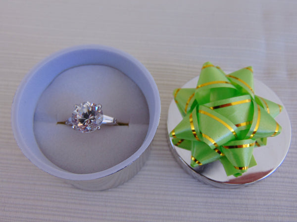 14KT White Gold CZ Ring: Round Solitaire, Size 5 3/4