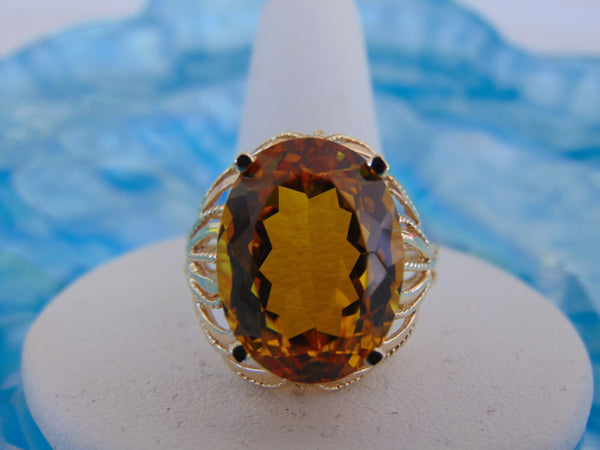 Vintage 14KTYG Citrine Ring: 6 Carat Oval Solitaire, Size 9.5