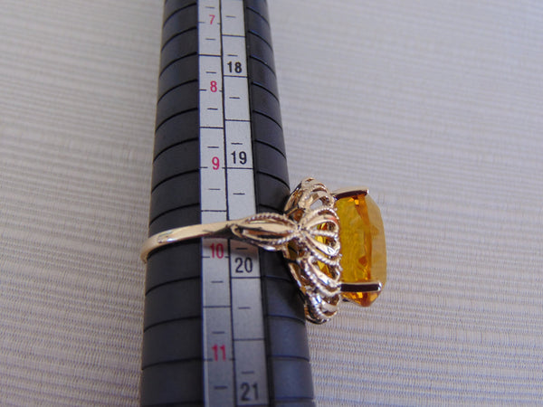 Vintage 14KTYG Citrine Ring: 6 Carat Oval Solitaire, Size 9.5