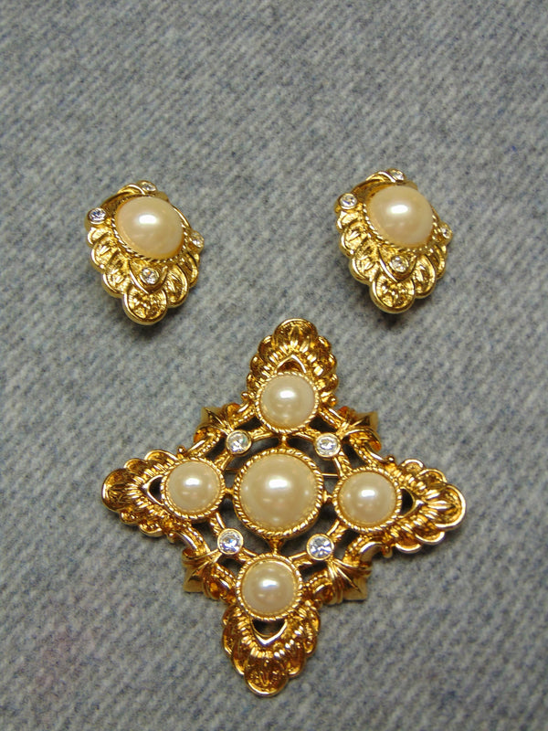Vintage KJL Pearl Rhinestone Clip Earrings and Pendant Set