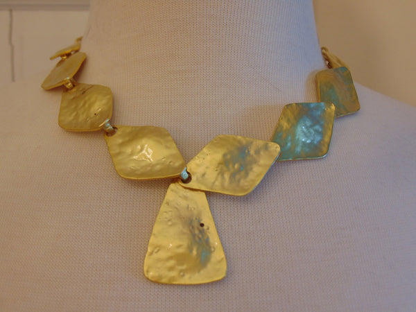 Vintage KJL Gold Tone Necklace: Adjustable Hammered Discs