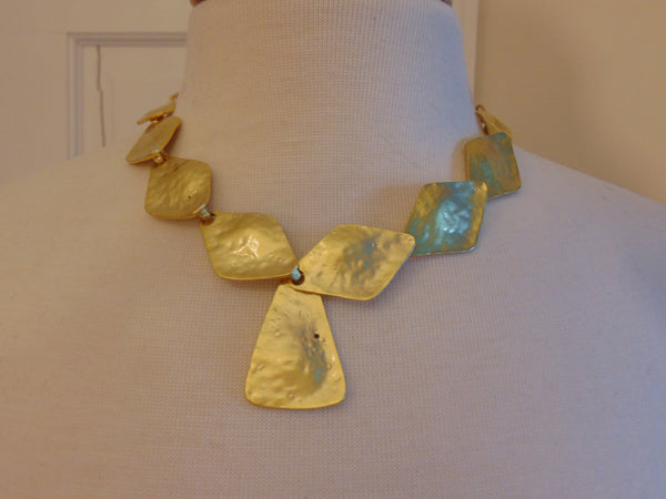 Vintage KJL Gold Tone Necklace: Adjustable Hammered Discs