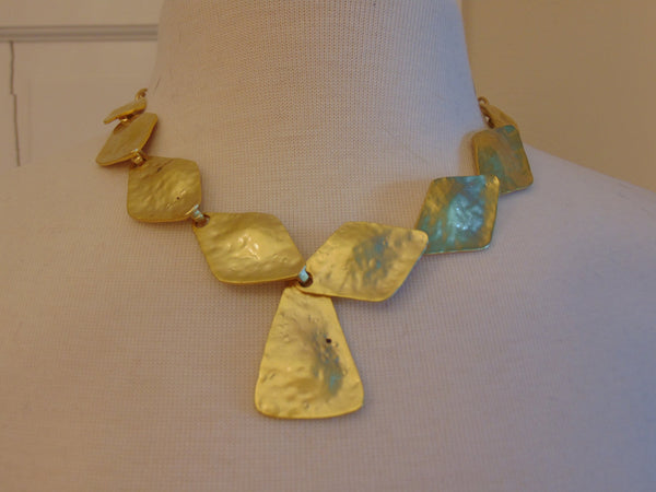 Vintage KJL Gold Tone Necklace: Adjustable Hammered Discs