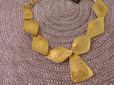 Vintage KJL Gold Tone Necklace: Adjustable Hammered Discs
