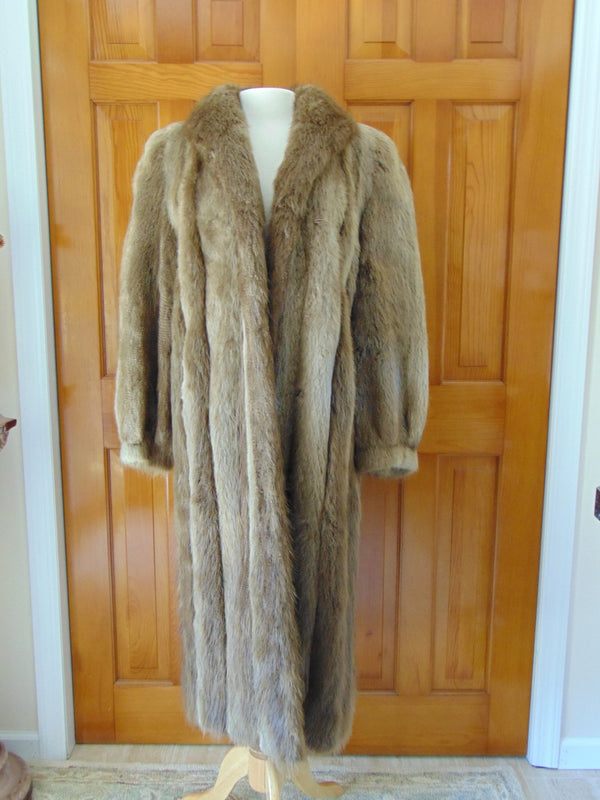 Vintage Beaver Fur Coat with Matching Hat: Full Length Estate Furs