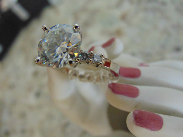 14Kt White Gold Moissanite Ring: 4.65 ct Solitaire, Size 7.5