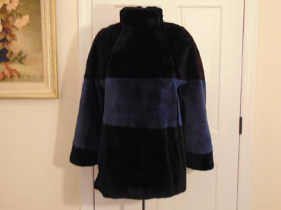 Preloved Sheared Beaver Ski Sweater: Black and Navy Fur Top