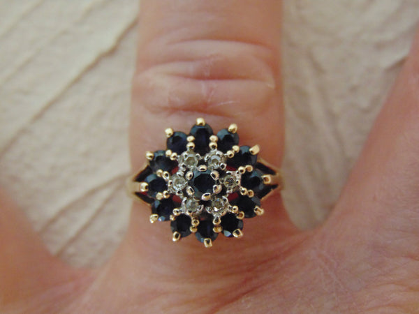 10KTYG Sapphire Diamond Ring - Size 5 3/4