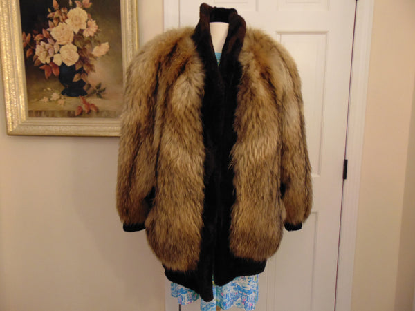 Vintage Tanuki Raccoon Fur Stroller Coat with Beaver Trim