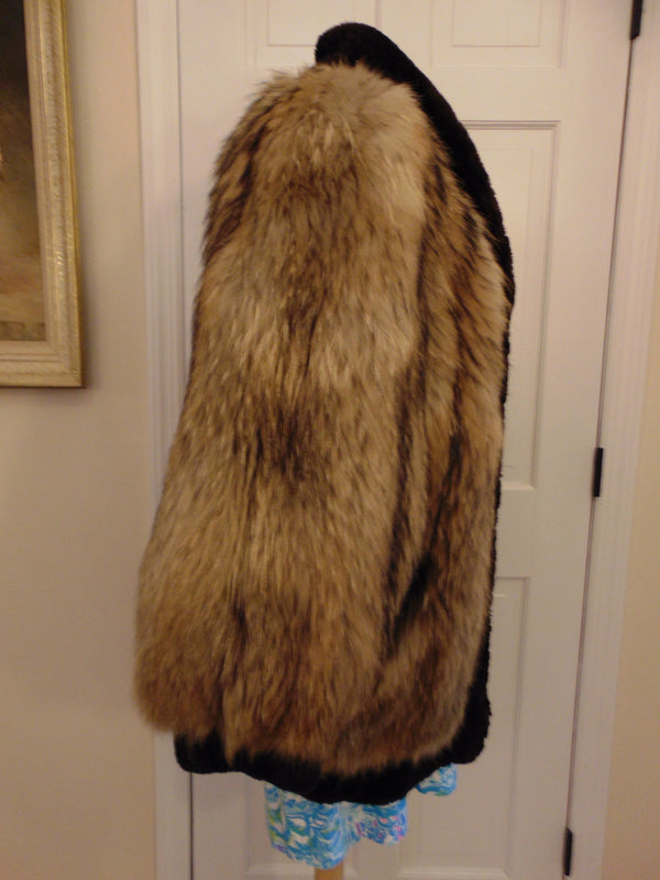 Vintage Tanuki Raccoon Fur Stroller Coat with Beaver Trim