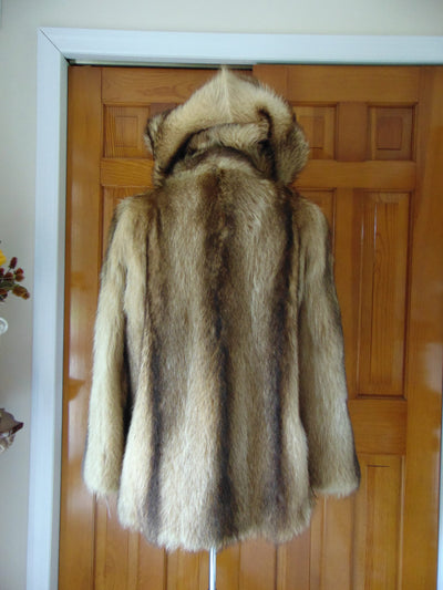 Preloved Golden Raccoon Fur Hooded Jacket: Detachable Hood