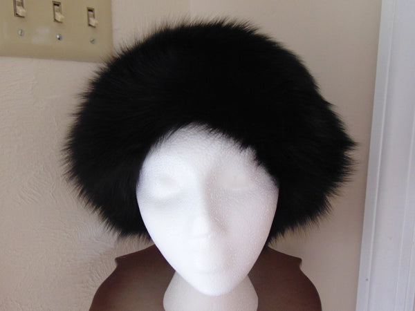 Vintage Black Fox Fur Hat: Elegant Glamour