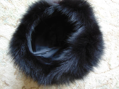 Vintage Black Fox Fur Hat: Elegant Glamour