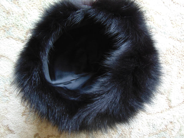 Vintage Black Fox Fur Hat: Elegant Glamour