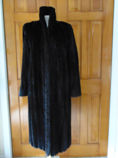 Blackglama Mink Fur Coat: Preloved Full Length Ranch Mink