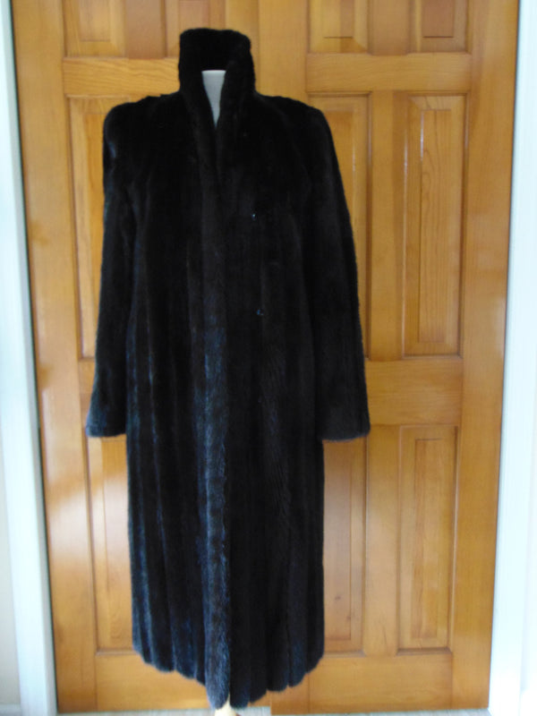 Blackglama Mink Fur Coat: Preloved Full Length Ranch Mink